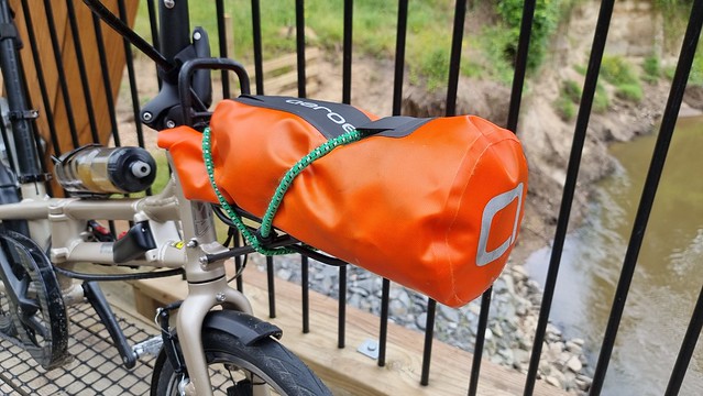 Aeroe bag mount