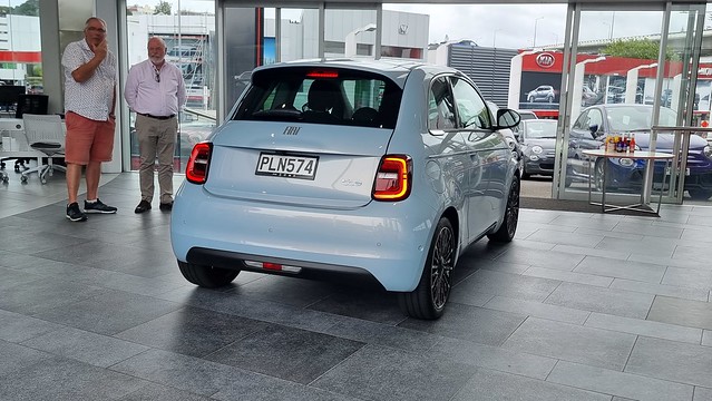 Fiat 500e (full electric)