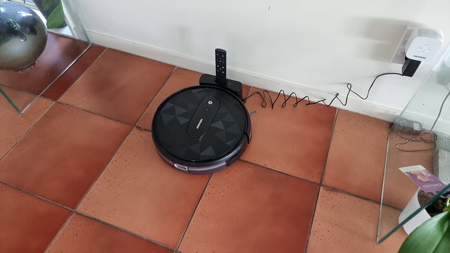 Airobo P20 'Scutter' Home Base