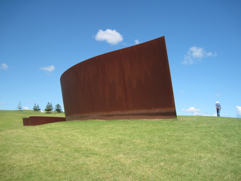 Te Tuhirangi Contour - Richard Serra
