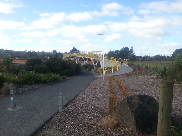 Westgate Cycle & Pedestrian Overbridge