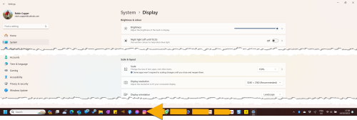 2023-10-14_Taskbar_Overflow_Change_Scaling_Move
