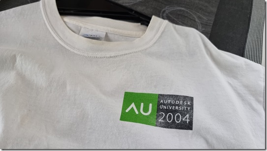 Autodesk_Merchandise_Autodesk _University_2004_Shirt