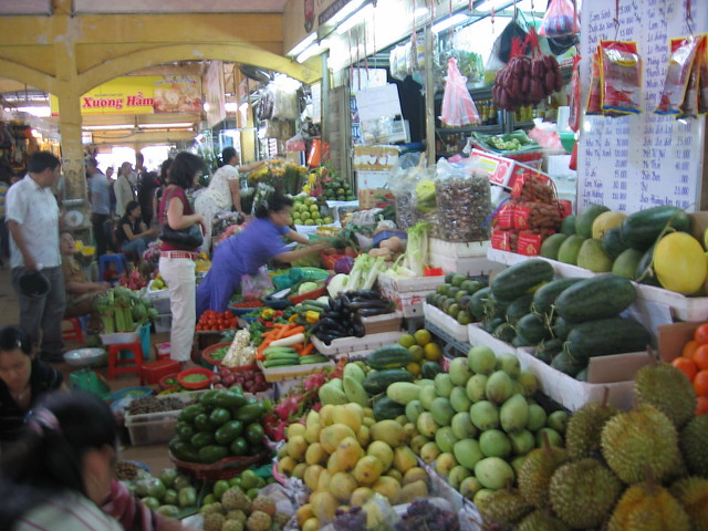 Siagon (Ben Thanh) Market, mmmm fruit