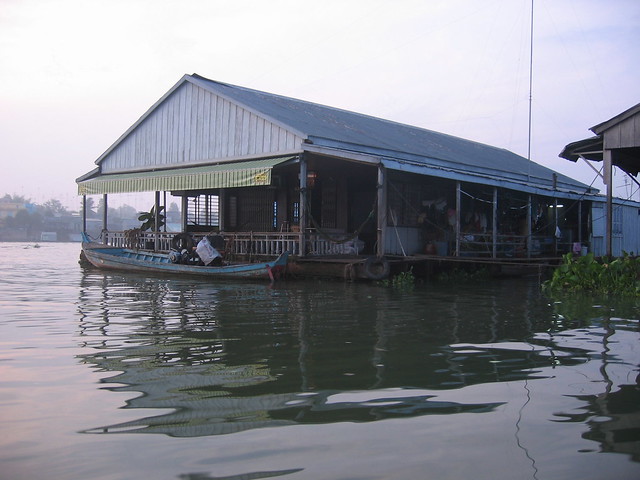 Fish Farm - The floating village