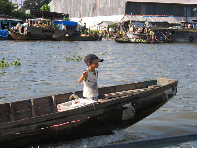 The floating market