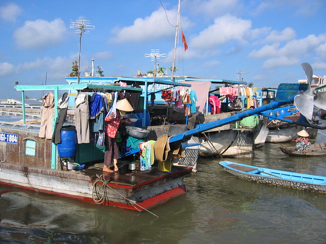 One big outboard, be careful where you swing that prop!