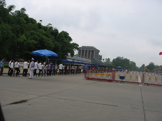 Hồ Chí Minh Mausoleum, Hanoi