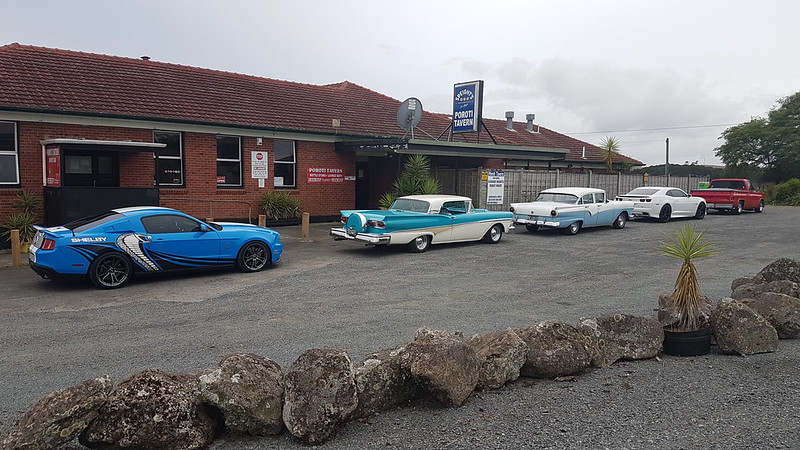 Poroti Pub Car Show?