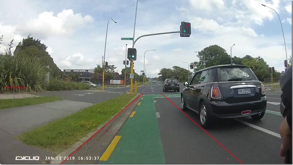 20190116_Albany_Hwy_Mini_Turn_Moment_00