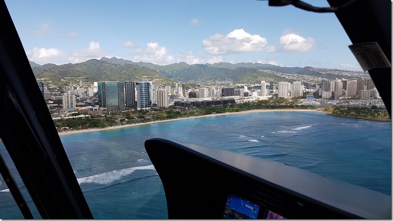 Honolulu | Blue Hawaiian Helicopter flight Honolulu | Blue Hawaiian Helicopter flight