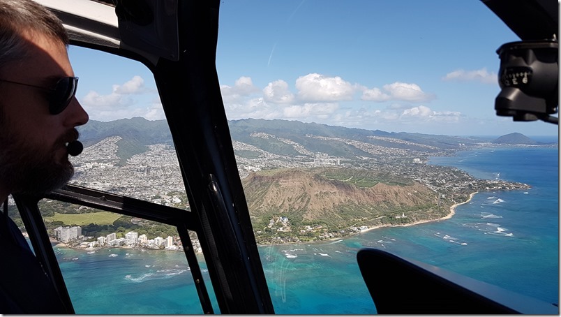 Diamond Head | Blue Hawaiian Helicopter flight Diamond Head | Blue Hawaiian Helicopter flight