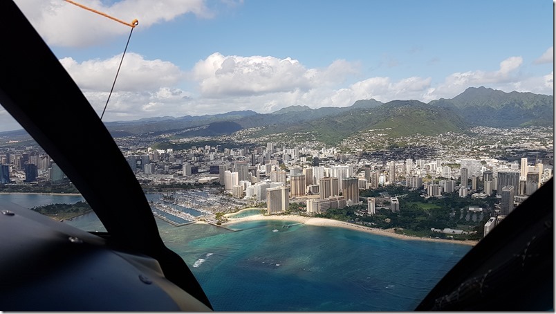 Honolulu | Blue Hawaiian Helicopter flight Honolulu | Blue Hawaiian Helicopter flight