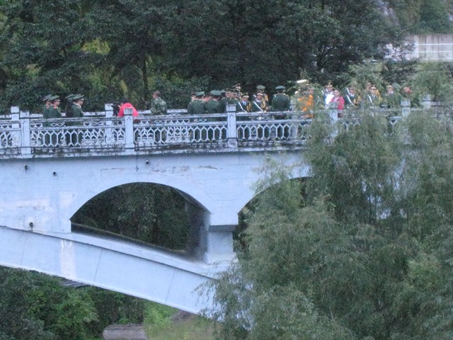 Friendship Bridge Band
