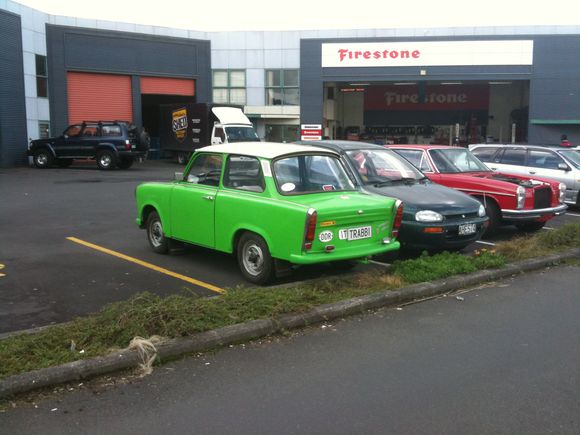 Traffic Light Thought - I saw a Trabbi!