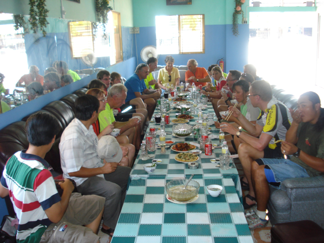 Nhan Nguyen (142) Nhan Nguyen (142)