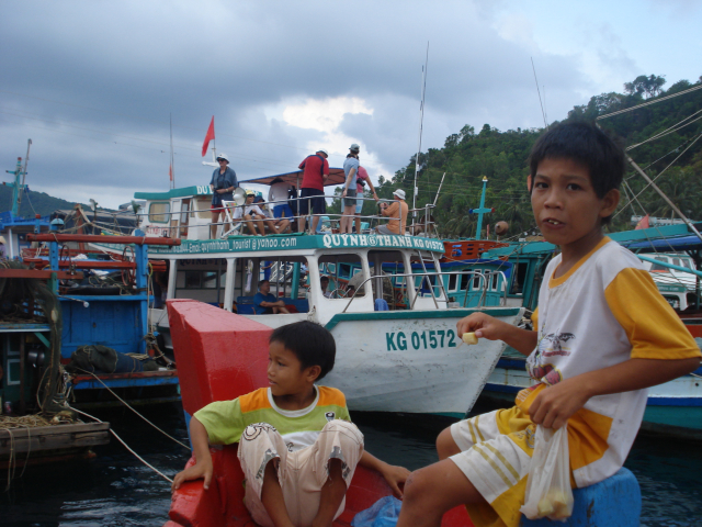 Nhan Nguyen (114) Nhan Nguyen (114)