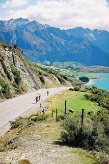 West Coast Escape Cycle Tour South Island 2004