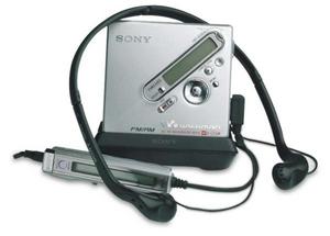Sony NetMD MiniDisc (MZ-NF810) from about 2004