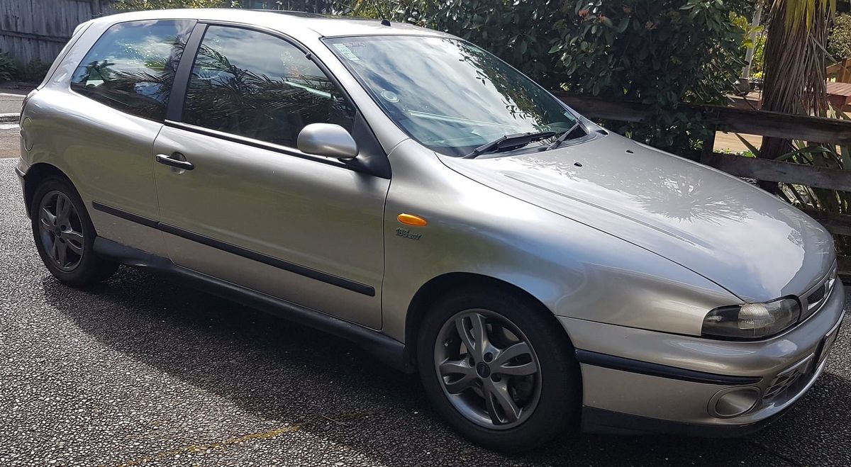 My Fiat Bravo 155 HGT the HubNut star!