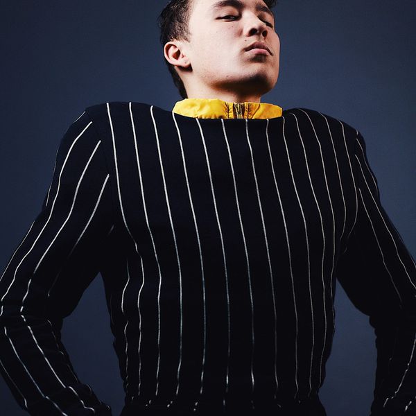 La postura dell’Ego: come il corpo si plasma tra gravità e morale