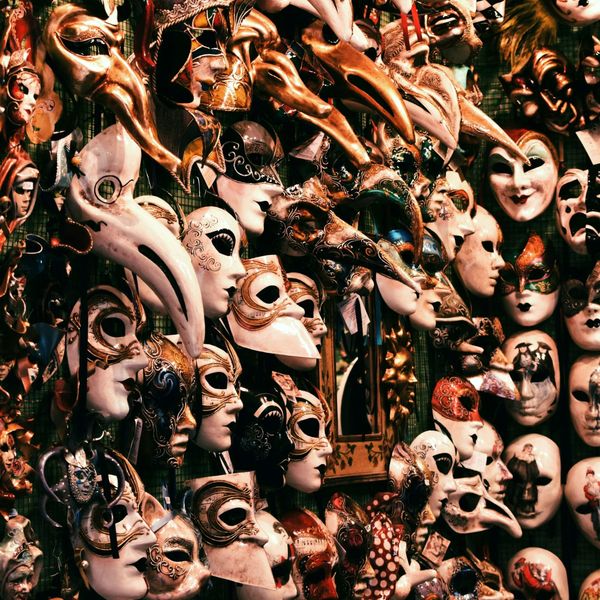 Narcisismo evolutivo: quando la specie si guarda allo specchio