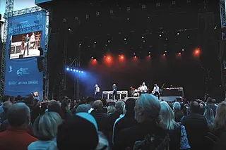 Scarborough Open Air Theatre: The Coastal Stage That Rocks Yorkshire