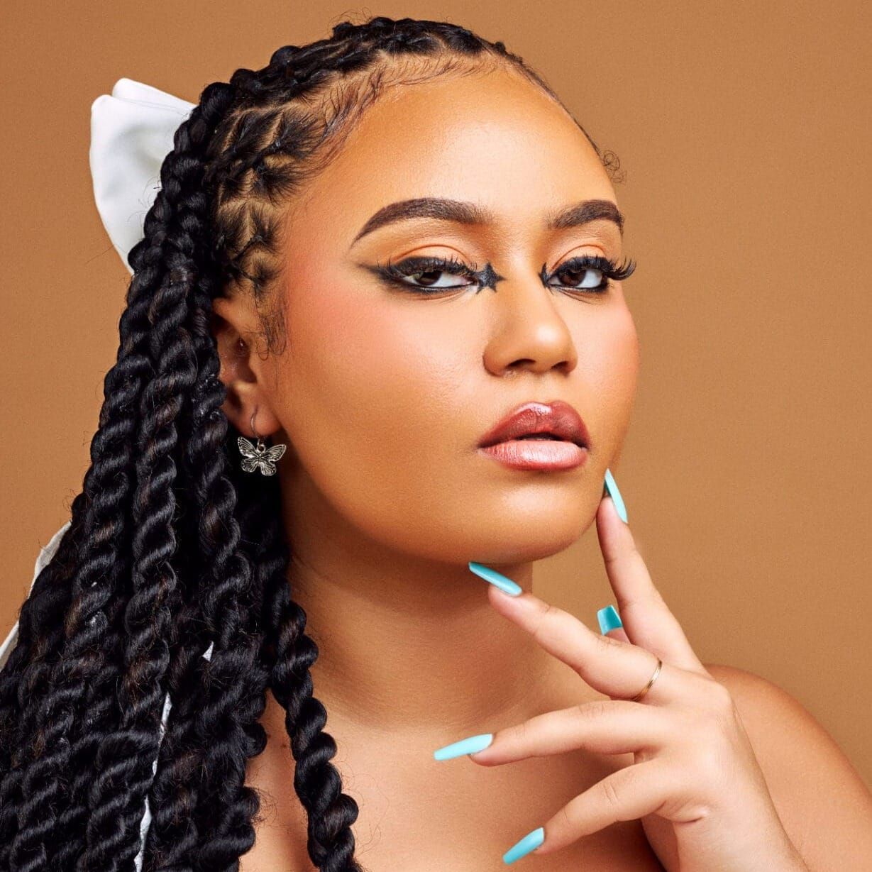 Moliy Tops Spotify, Wunmi Mosaku Joins Disney+, Trevor Noah Bids Grammys Goodbye