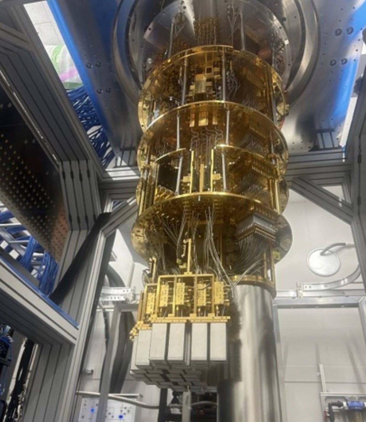 Fujitsu and Riken Accelerate Quantum Computer Development