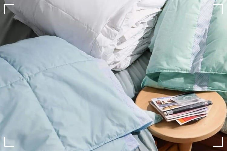 Sleeping on Cloud Nine: Puredown's Ultra Lightweight Down Blanket Wins the 2024 Real Simple Sleep Award