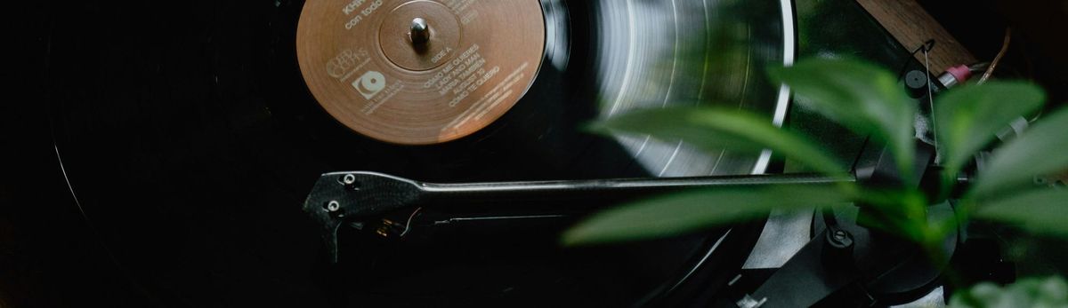 4 Essential Vinyl Records for the Ultimate Modern Gent
