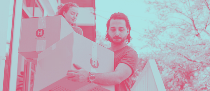 Personnes qui déménagent