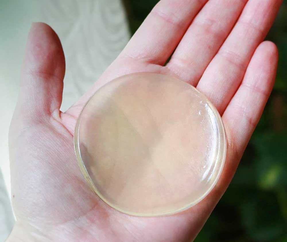 Hydrogel nipple pads for breastfeeding moms — provides cool, soothing relief for sore nipples and promotes healing