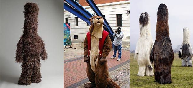 Costumes and the erasure of self