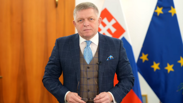 Hostia víkendových diskusných relácií