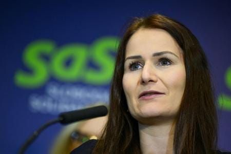 Hostia víkendových diskusných relácií