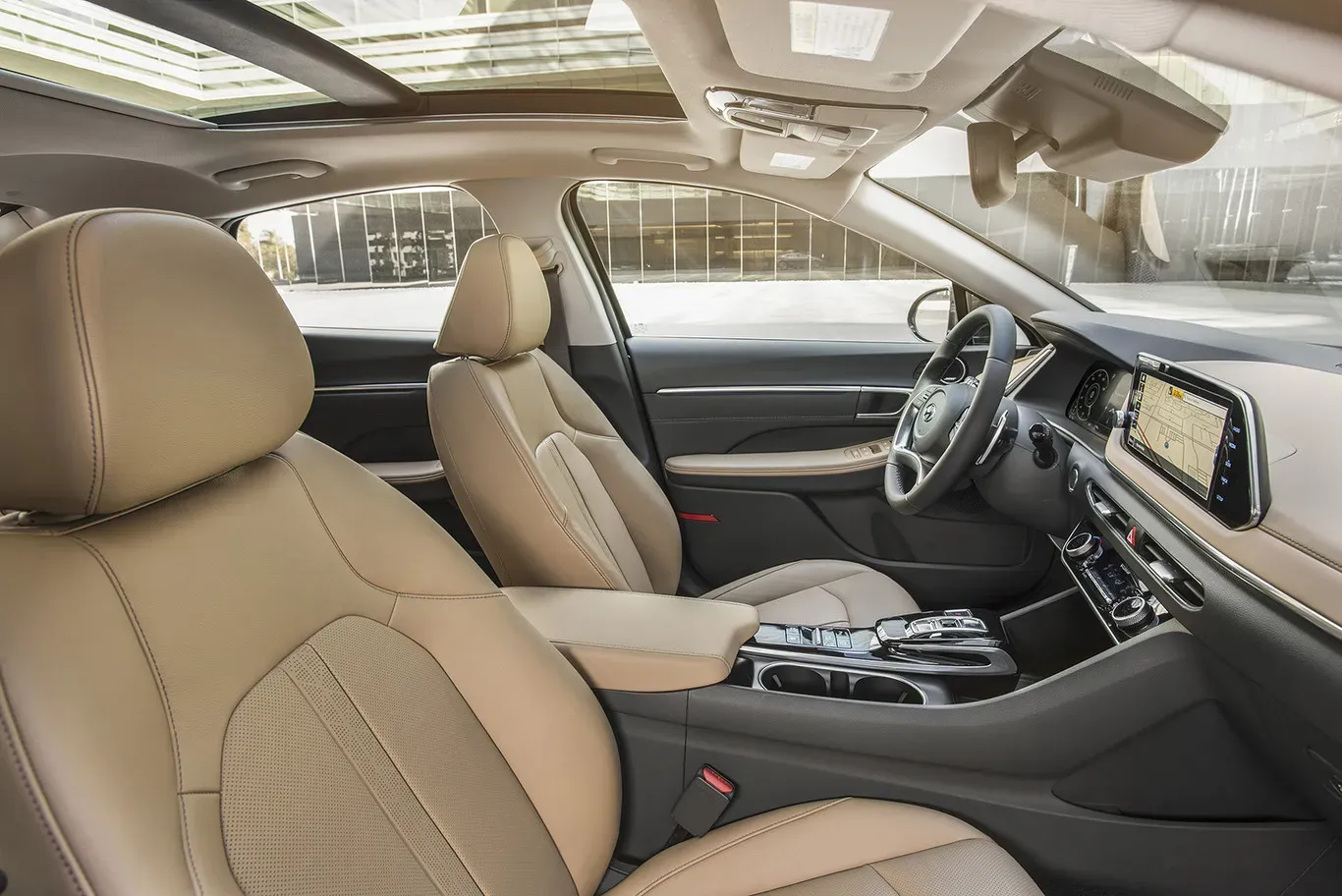 Interior delantero del Hyundai Sonata 2020