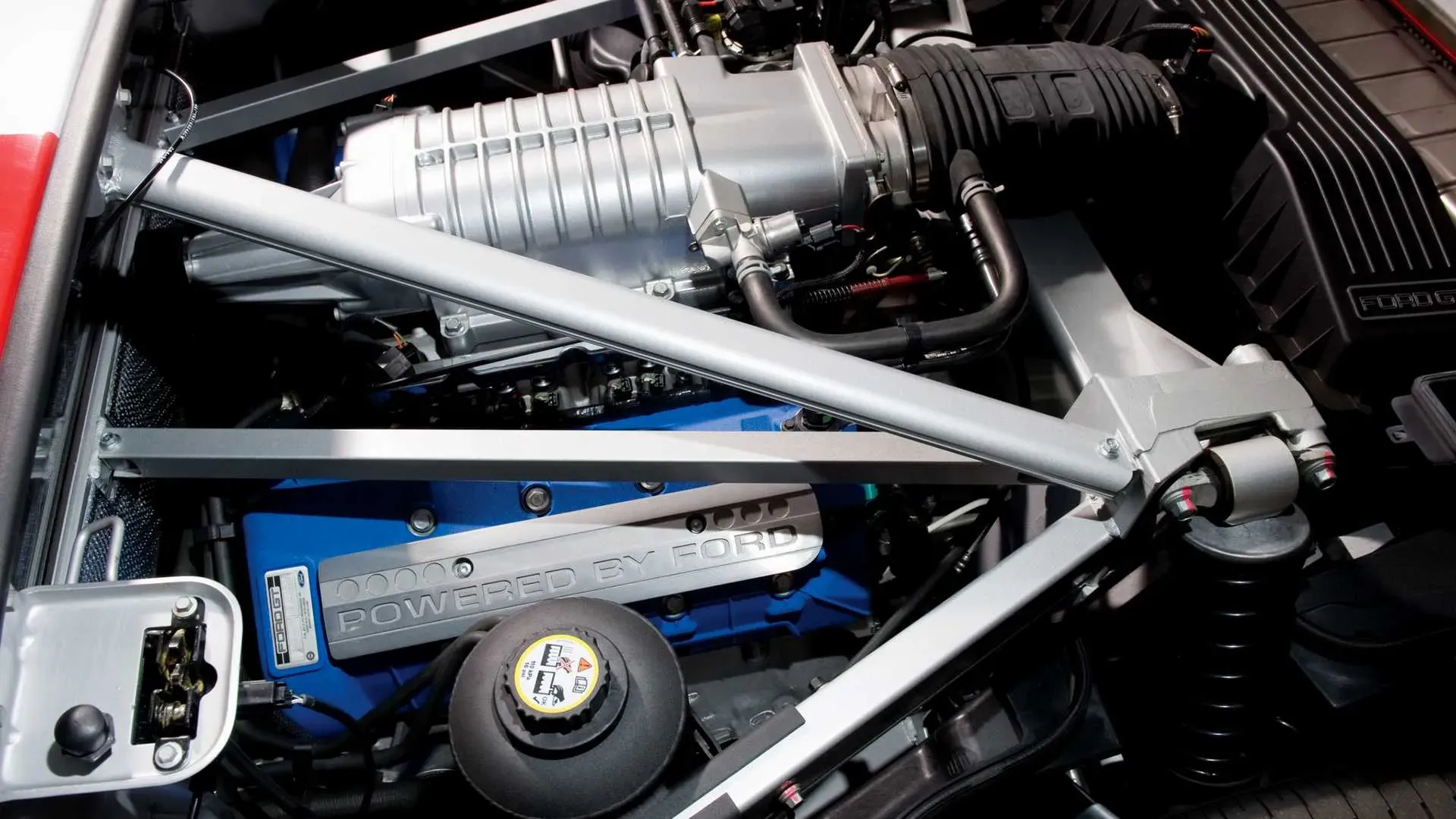 Motor ford gt 2005