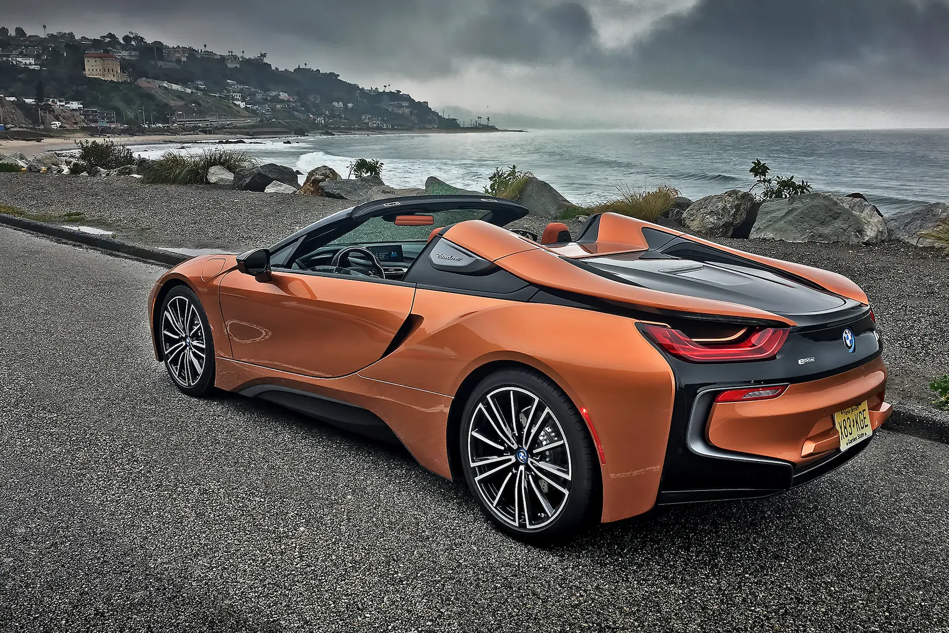 Parte Trasera BMW i8 Roadster 2019 Bronce