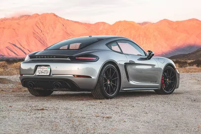 Parte Trasera Porsche 718 Cayman 2023 Gris