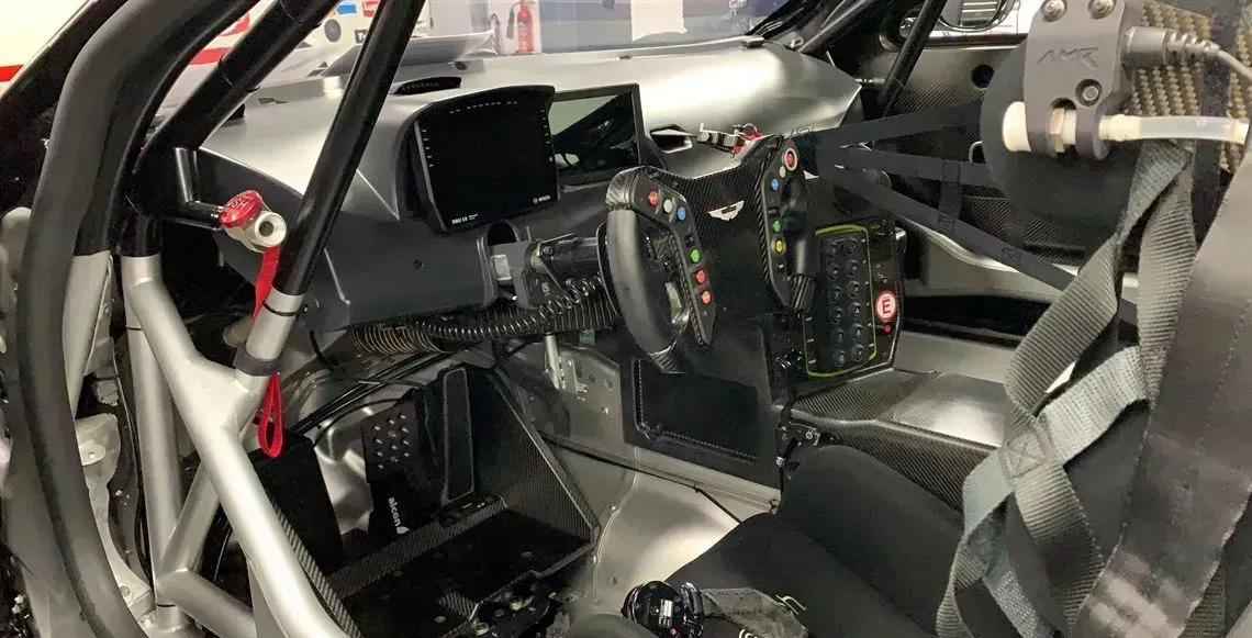 Interior aston martin vantage gt4