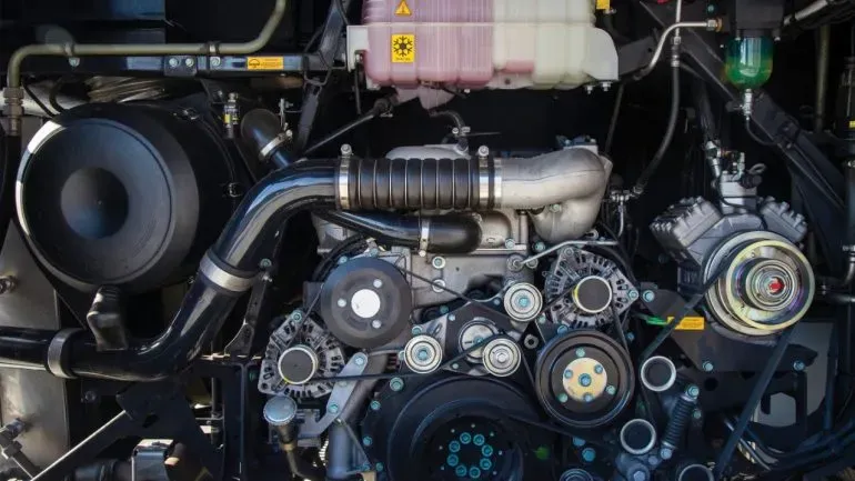 Motor de automóvil en detalle técnico