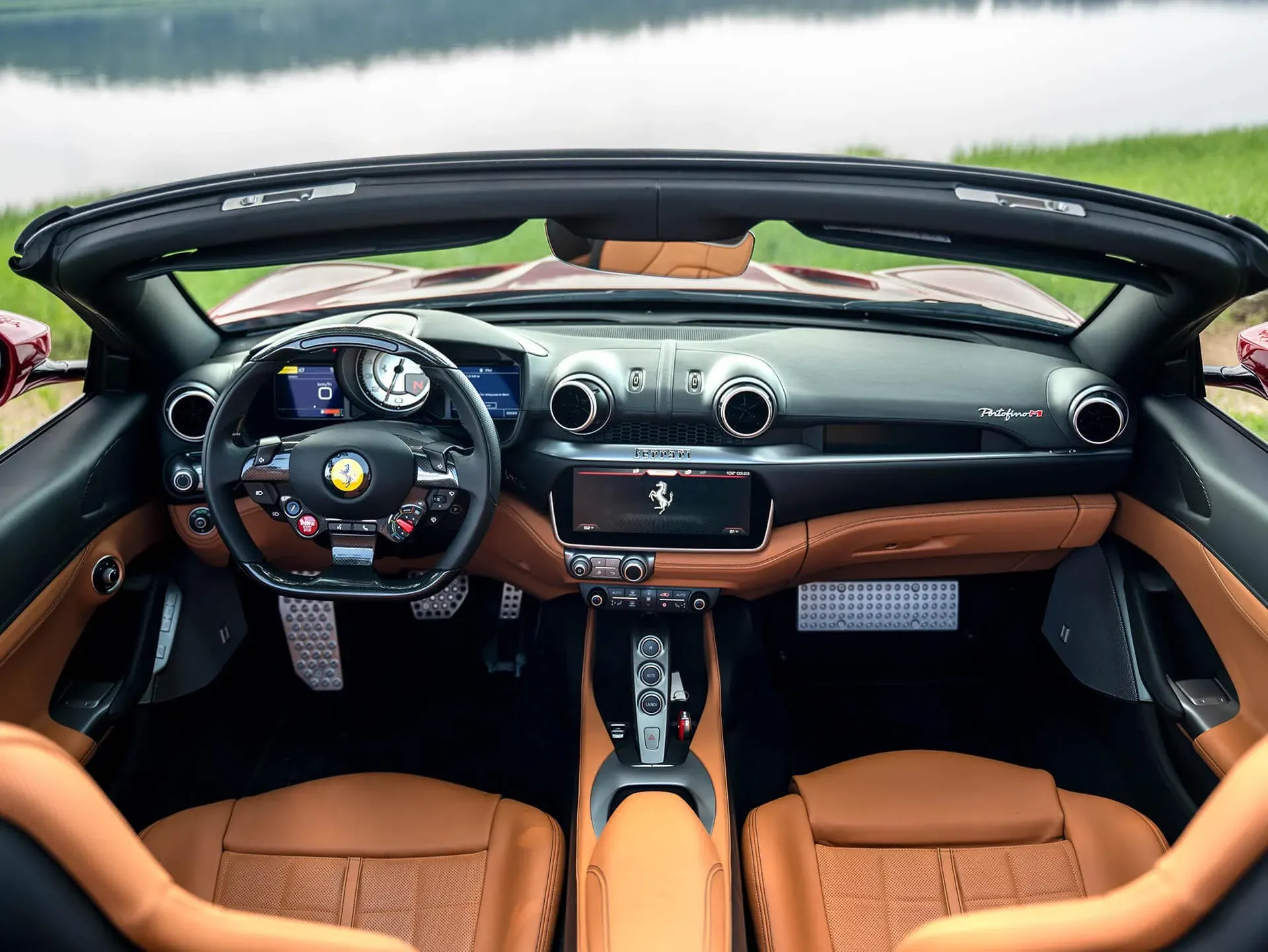 Interior ferrari portofino m