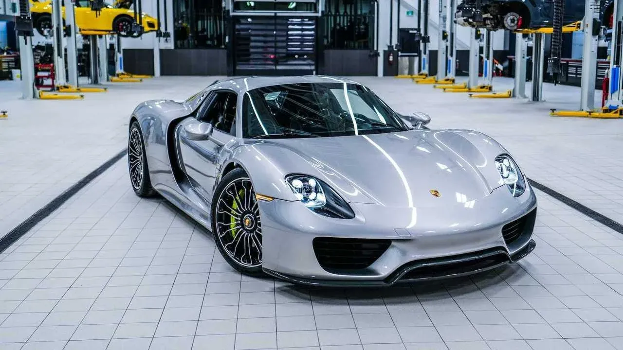 Porsche 918 Spyder 2014 en carretera