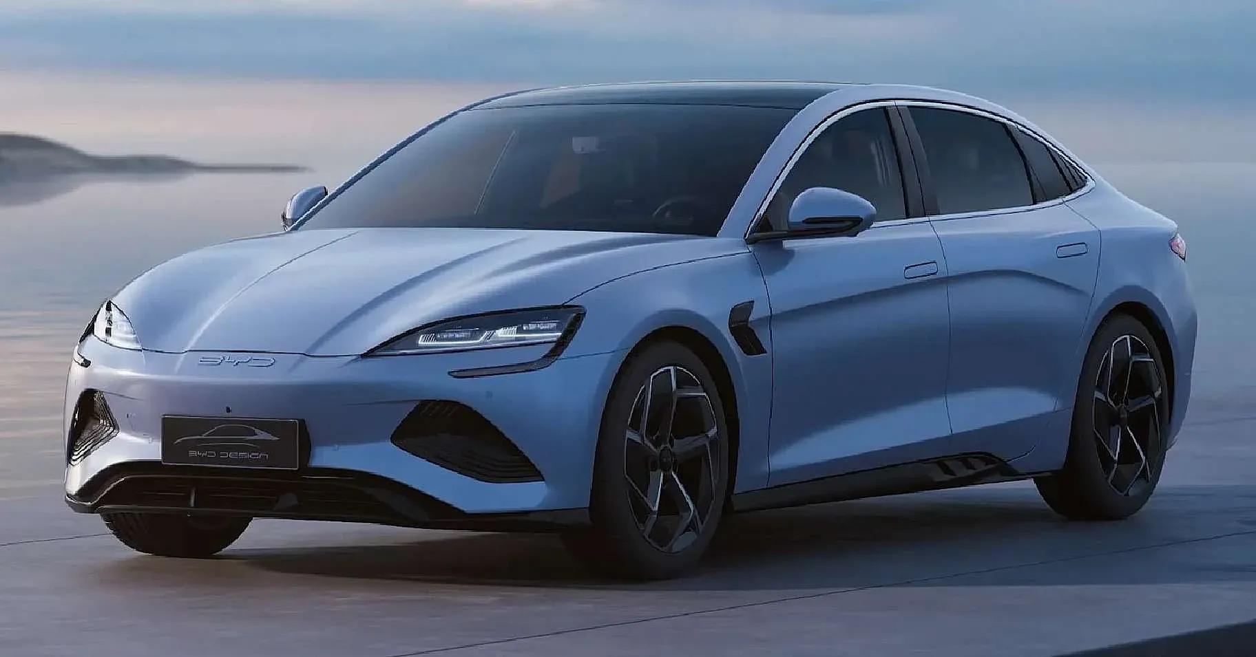 BYD Seal, sedán eléctrico deportivo en carretera