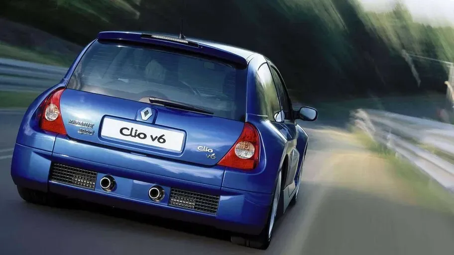 Parte trasera Renault Clio V6 Azul