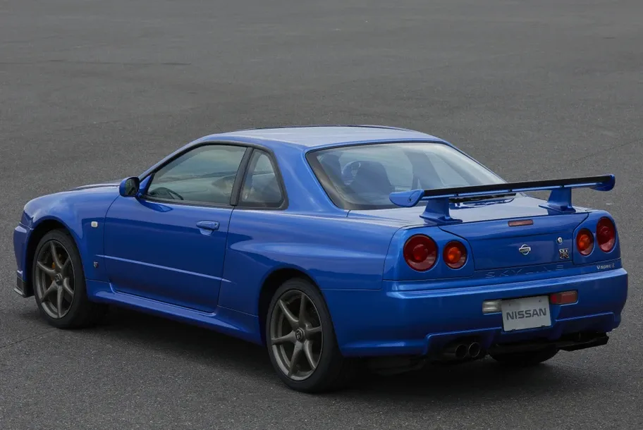 Parte Trasera Nissan Skyline GT-R R34 Azul de Fast & Furious
