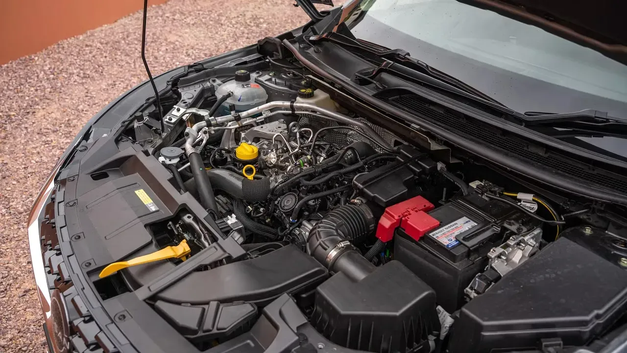 Compartimento motor del Nissan Qashqai 2023