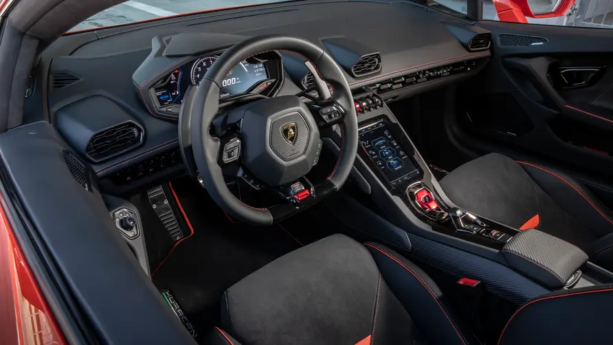 Interior lamborghini huracán evo