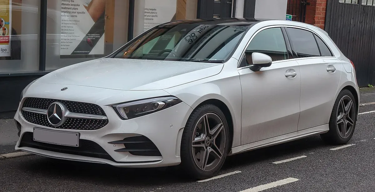 Mercedes-Benz SUV frente